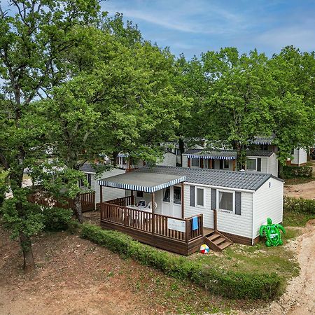 Albatross Mobile Homes On Valamar Camping Lanterna Porec Exterior photo