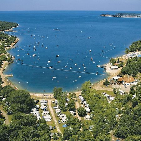 Albatross Mobile Homes On Valamar Camping Lanterna Porec Exterior photo